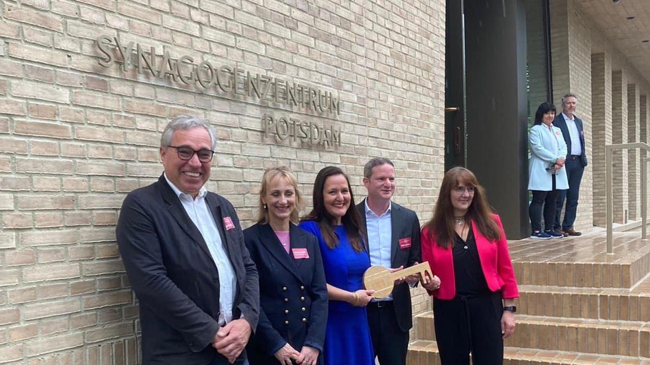 Zentralwohlfahrtsstelle Der Juden In Deutschland Einrichtungen | Zentralwohlfahrtsstelle der Juden in Deutschland e.V.