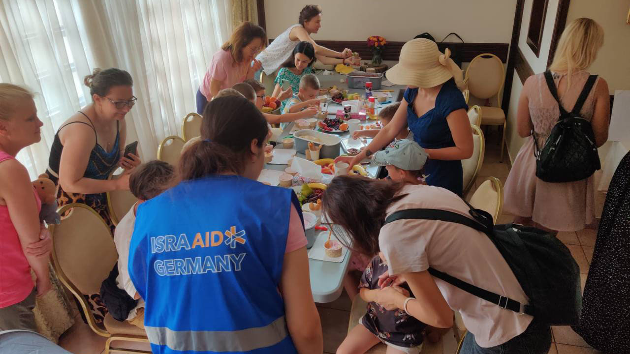 Events im Community Hub an der Rumänisch-Ukrainischen Grenze. Copyright: IsraAID Germany e.V.