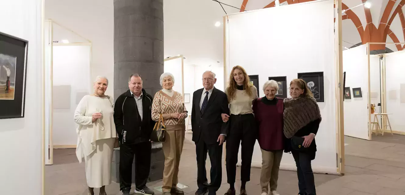 Gruppenfoto Ausstellungseröffnung