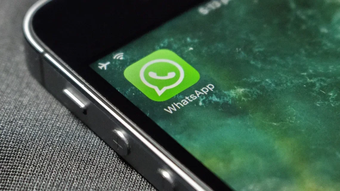 Whatsapp auf einem Handybildschirm